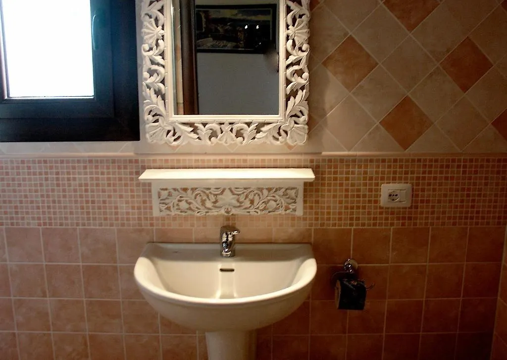 Agriturismo Ca' Isotta Villa Serravalle Farm stay Castello di Serravalle