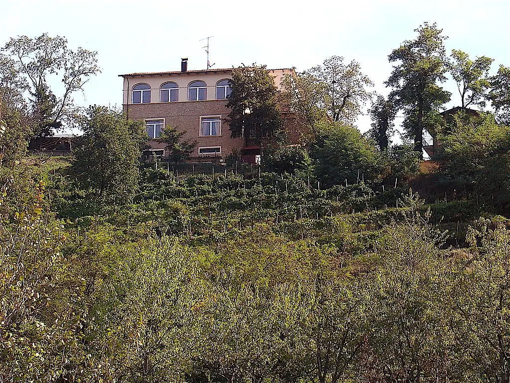 Agriturismo Ca' Isotta Villa Serravalle Farm stay Castello di Serravalle